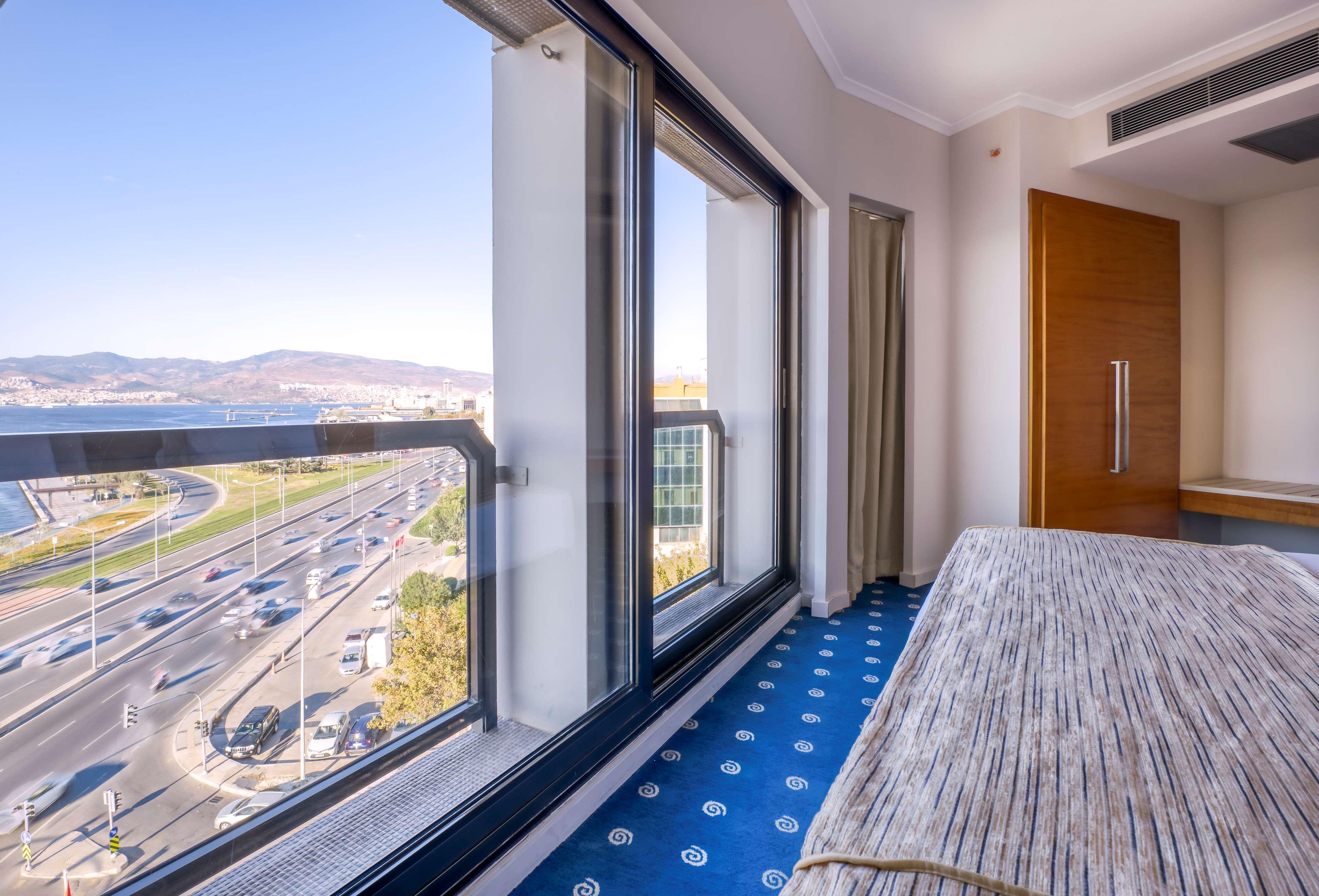 Best Western Plus Hotel Konak İzmir Eksteriør bilde