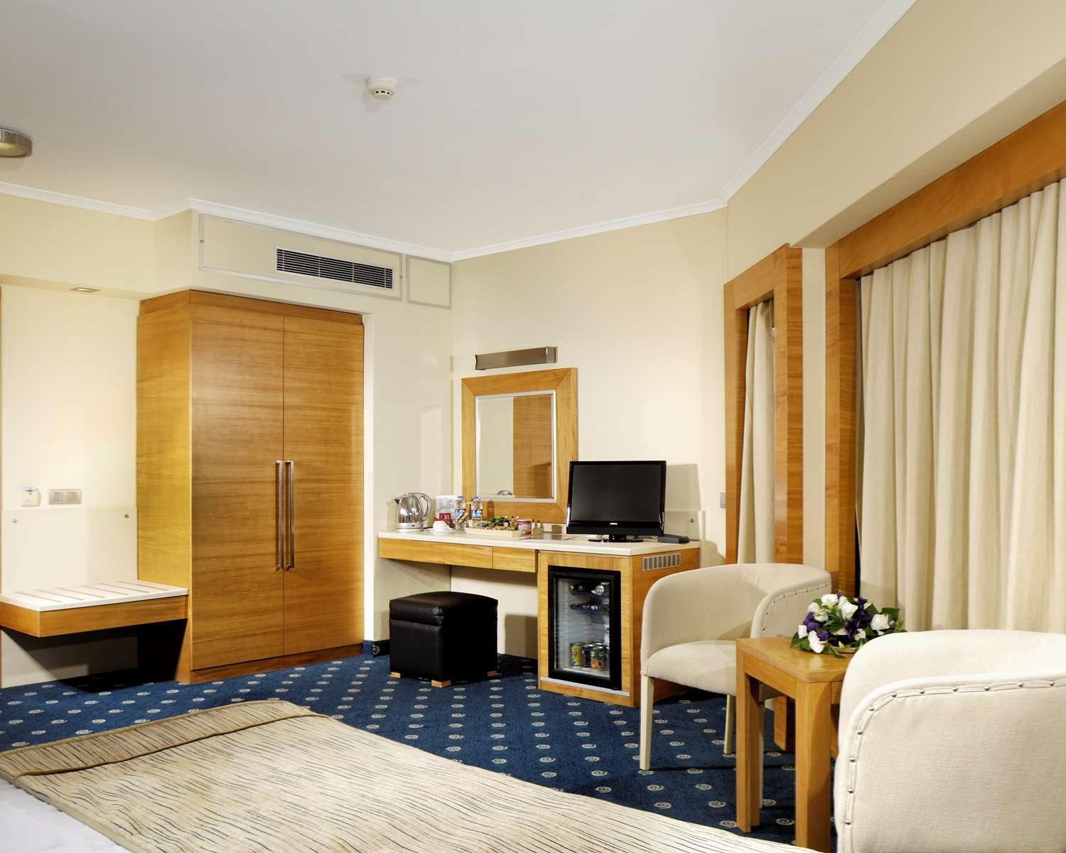 Best Western Plus Hotel Konak İzmir Eksteriør bilde